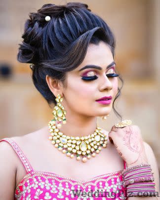 Makeup Artist Aayushi Patel Makeup Artists weddingplz
