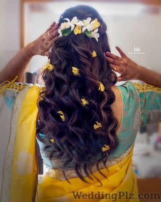 Wakeup And Makeup Makeup Artists weddingplz