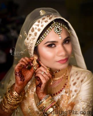 Popyz Beautique and Spa Makeup Artists weddingplz