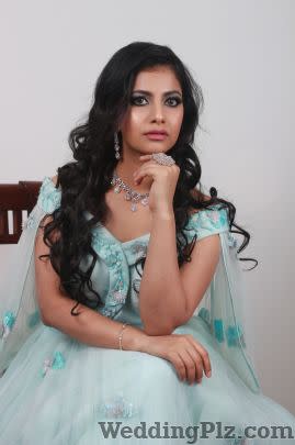 Makeovers By Zeel Makeup Artists weddingplz