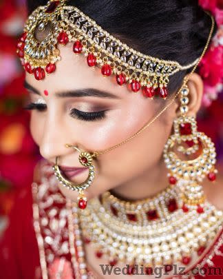 Schon Salon Makeup Artists weddingplz