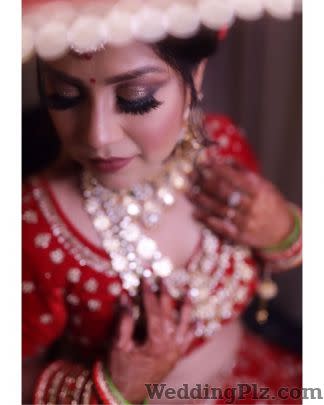 Makeup Studio by Misha Dawar Makeup Artists weddingplz