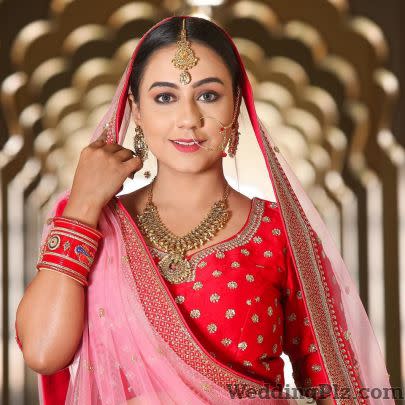 jssmakeovers Makeup Artists weddingplz