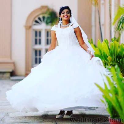 Makeovers By Shanthi Makeup Artists weddingplz