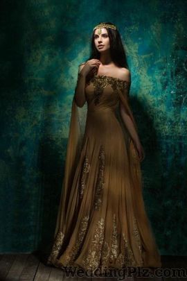 Azalea by Aditi Gupta Fashion Designers weddingplz