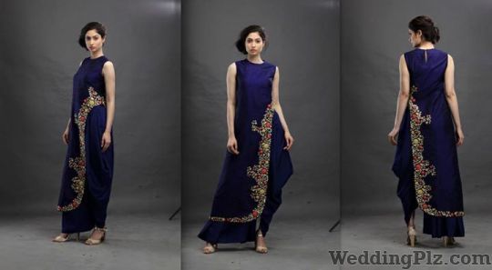 I am Design By Pratik and Priyanka Fashion Designers weddingplz