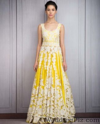 Manish Malhotra Fashion Designers weddingplz