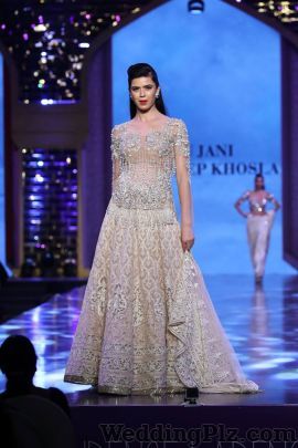 Abu Jani and Sandeep Khosla Fashion Designers weddingplz