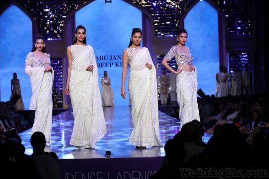 Abu Jani and Sandeep Khosla Fashion Designers weddingplz
