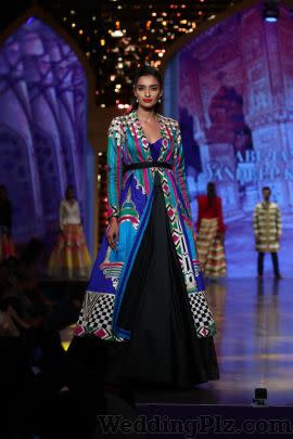 Abu Jani and Sandeep Khosla Fashion Designers weddingplz