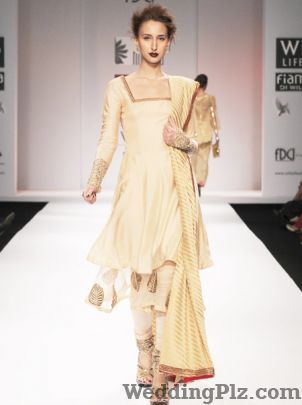 Nikasha Fashion Designers weddingplz