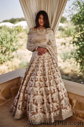 Anita Dongre Fashion Designers weddingplz