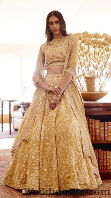 Anita Dongre Fashion Designers weddingplz