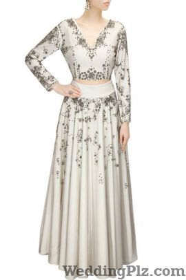 Bhaavya Bhatnagar Fashion Designers weddingplz
