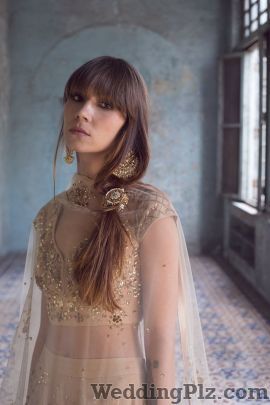Bhaavya Bhatnagar Fashion Designers weddingplz
