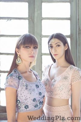 Bhaavya Bhatnagar Fashion Designers weddingplz