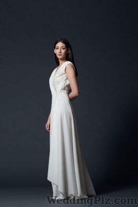 Bhaavya Bhatnagar Fashion Designers weddingplz
