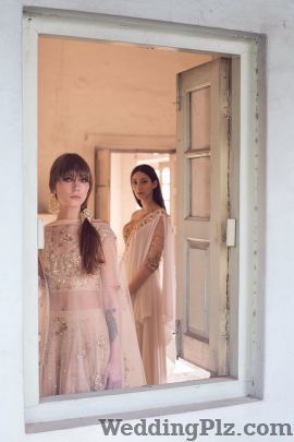 Bhaavya Bhatnagar Fashion Designers weddingplz