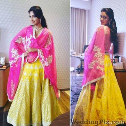 Amrita Thakur Fashion Designers weddingplz