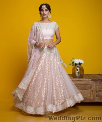 Amrita Thakur Fashion Designers weddingplz