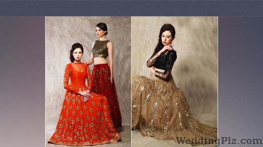 Astha Narang Fashion Designers weddingplz