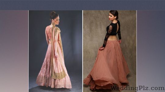 Astha Narang Fashion Designers weddingplz