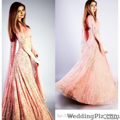 Astha Narang Fashion Designers weddingplz