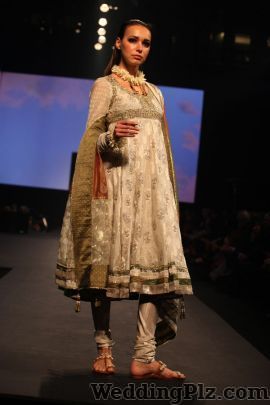Ritu Kumar Fashion Designers weddingplz