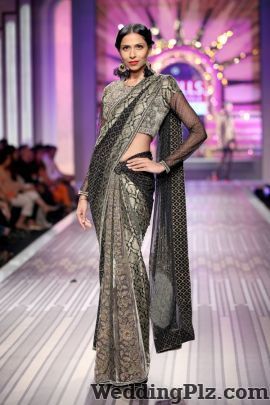 Ritu Kumar Fashion Designers weddingplz