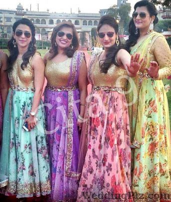 Cita 9 by Ritu and Divya Fashion Designers weddingplz