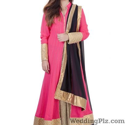 Annie and Sonam Fashion Designers weddingplz