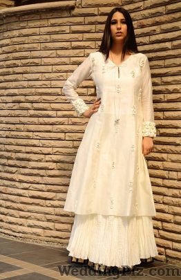 Neeta Bhargava Fashion Designers weddingplz