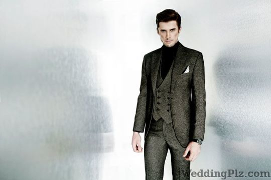 Anuj Madaan Couture Fashion Designers weddingplz