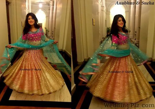 Anubhav and Sneha Fashion Designers weddingplz