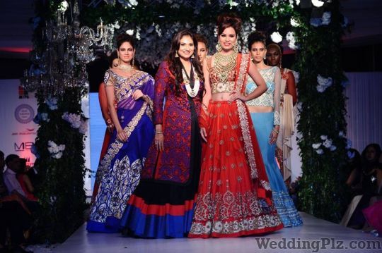 Charu Parashar Fashion Designers weddingplz