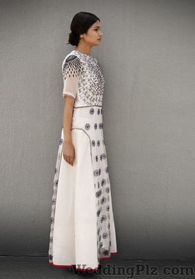 Shasha Gaba Fashion Designers weddingplz