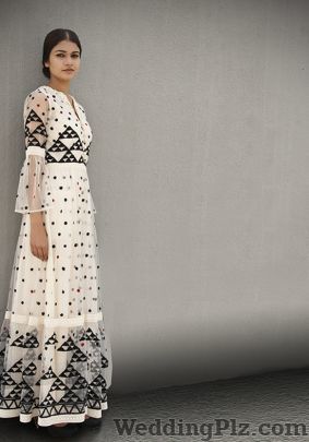 Shasha Gaba Fashion Designers weddingplz
