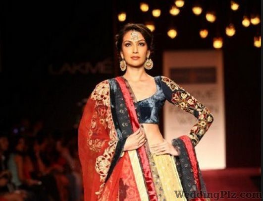 Nonas Exclusif Fashion Designers weddingplz