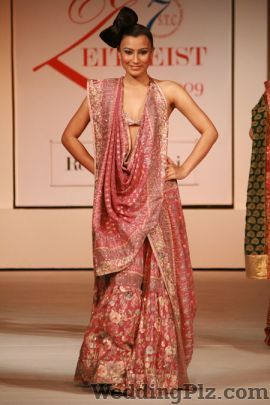 Prateeksha by Renu Dadlani Fashion Designers weddingplz