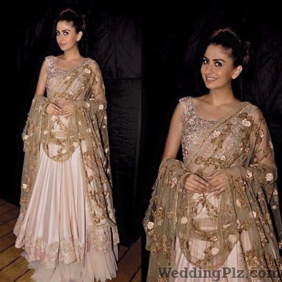 Siddharth and Neha Fashion Designers weddingplz