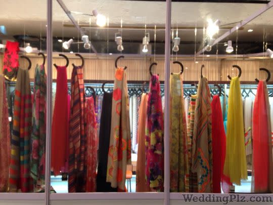 Janavi Fashion Designers weddingplz