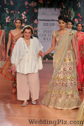 Pallavi Jaikishan Fashion Designers weddingplz