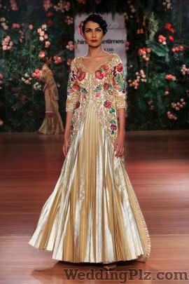 Pallavi Jaikishan Fashion Designers weddingplz