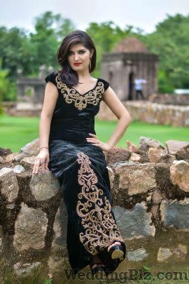 Nina Arora Fashion Designers weddingplz