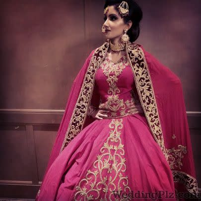 Nina Arora Fashion Designers weddingplz