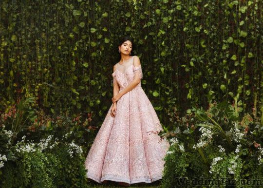 Ayushi Bhasin Fashion Designers weddingplz