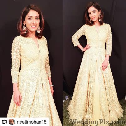 Saachi Vijaywargia Fashion Designers weddingplz