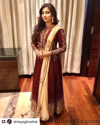 Saachi Vijaywargia Fashion Designers weddingplz