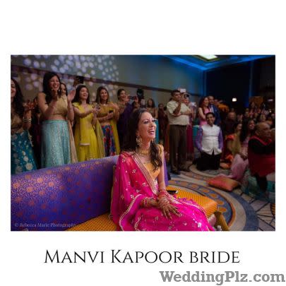 Manvi Kapoor Fashion Designers weddingplz