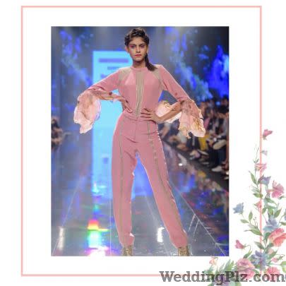 Delna Poonawalla Designs Fashion Designers weddingplz